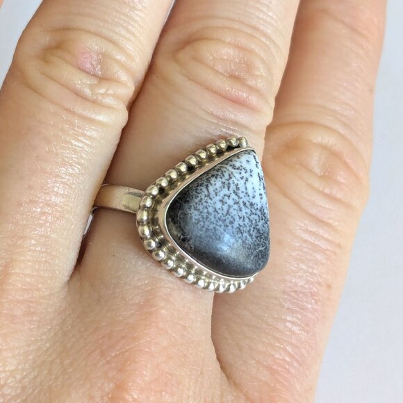 Vintage Dendrite Ring - Picture 3 of 6